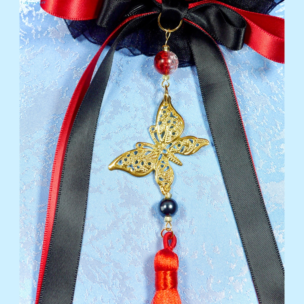 【受注生産】《☥》ダブルリボンタッセル付きお団子カバー カラー▷赤×黒 (接合パーツ、蝶チャームゴールドカラーVer.)