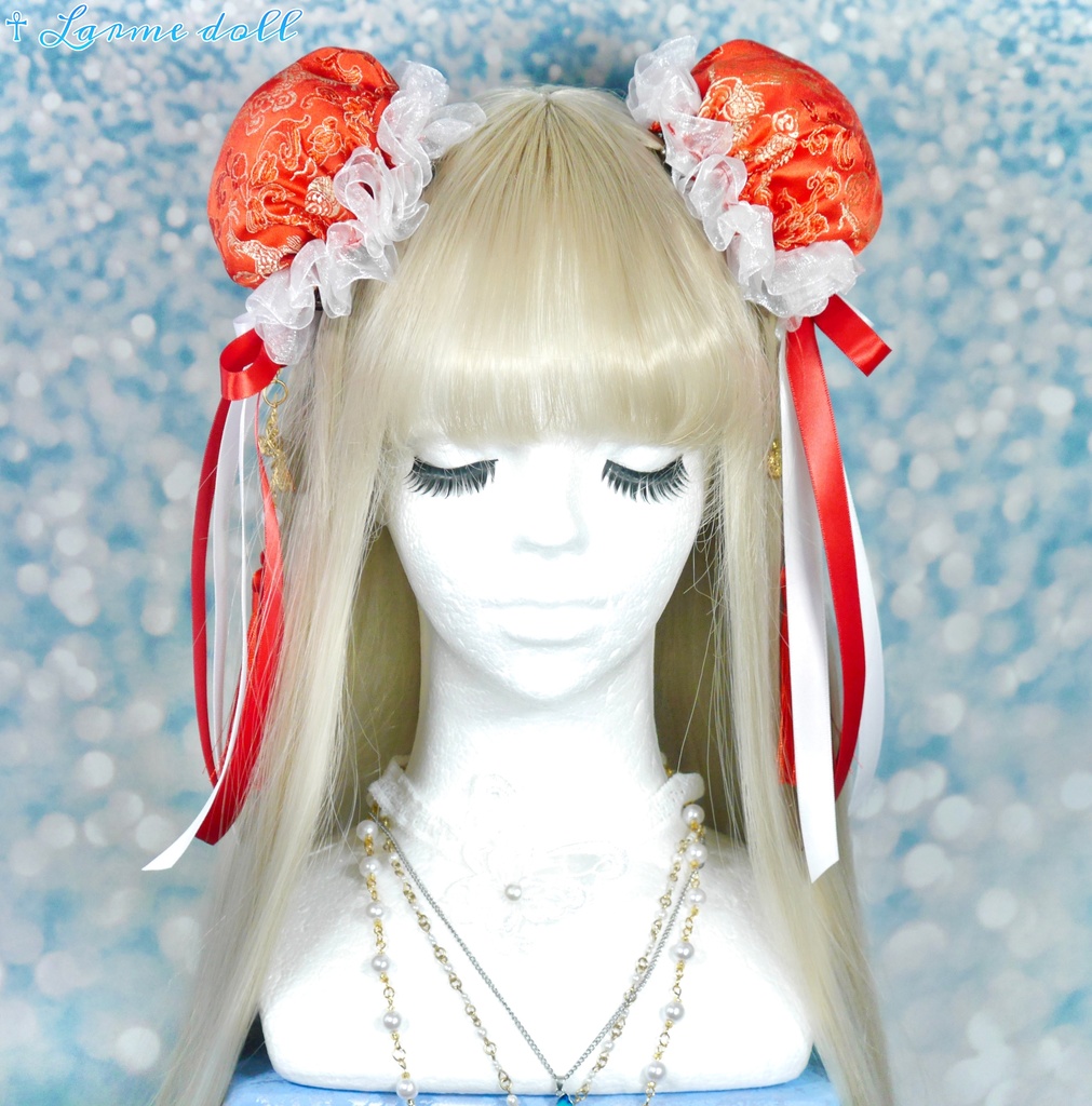 【受注生産】《☥》ダブルリボンタッセル付きお団子カバー カラー▷赤×白(接合パーツ、蝶チャームゴールドカラーver.)