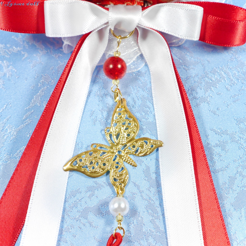 【受注生産】《☥》ダブルリボンタッセル付きお団子カバー カラー▷赤×白(接合パーツ、蝶チャームゴールドカラーver.)