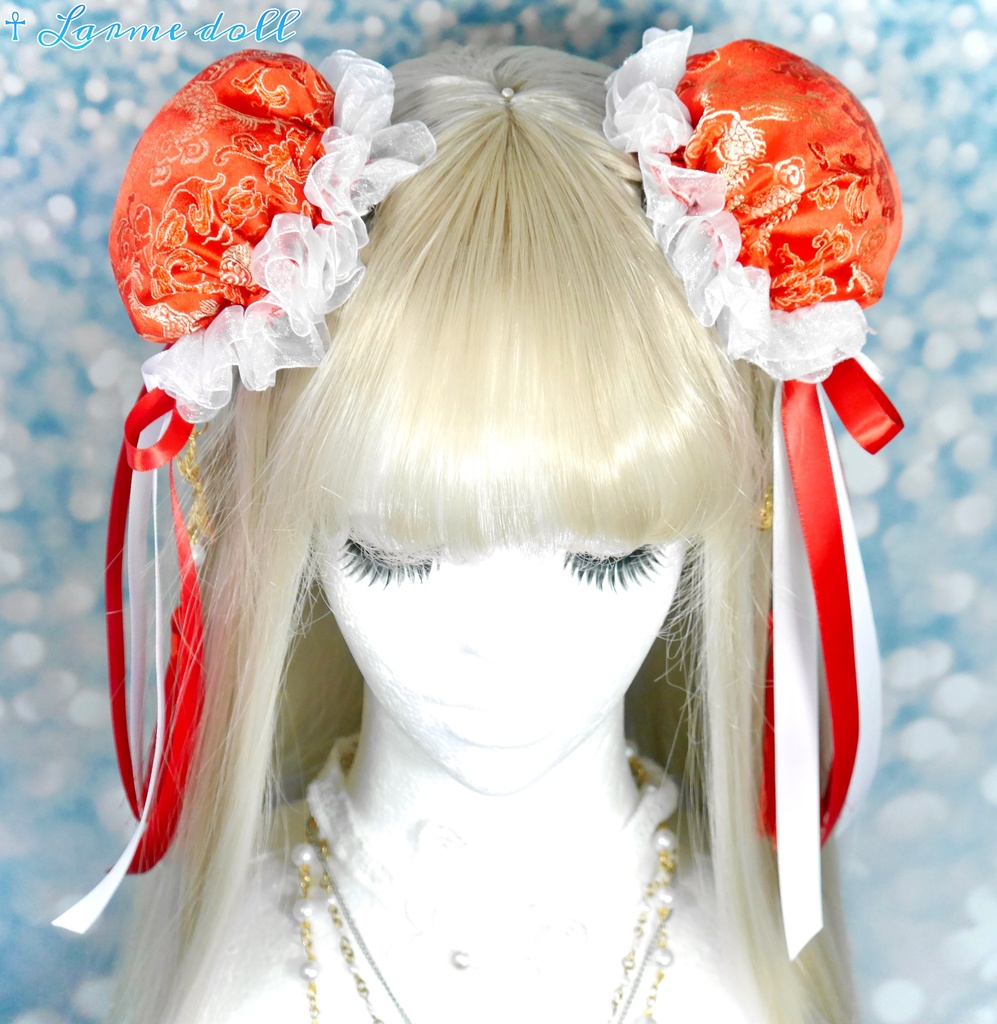 【受注生産】《☥》ダブルリボンタッセル付きお団子カバー カラー▷赤×白(接合パーツ、蝶チャームゴールドカラーver.)