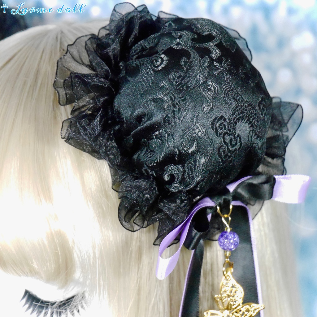 【受注生産】《☥》ダブルリボンタッセル付きお団子カバー カラー▷黒×紫(接合パーツ、蝶チャームゴールドカラーver.)