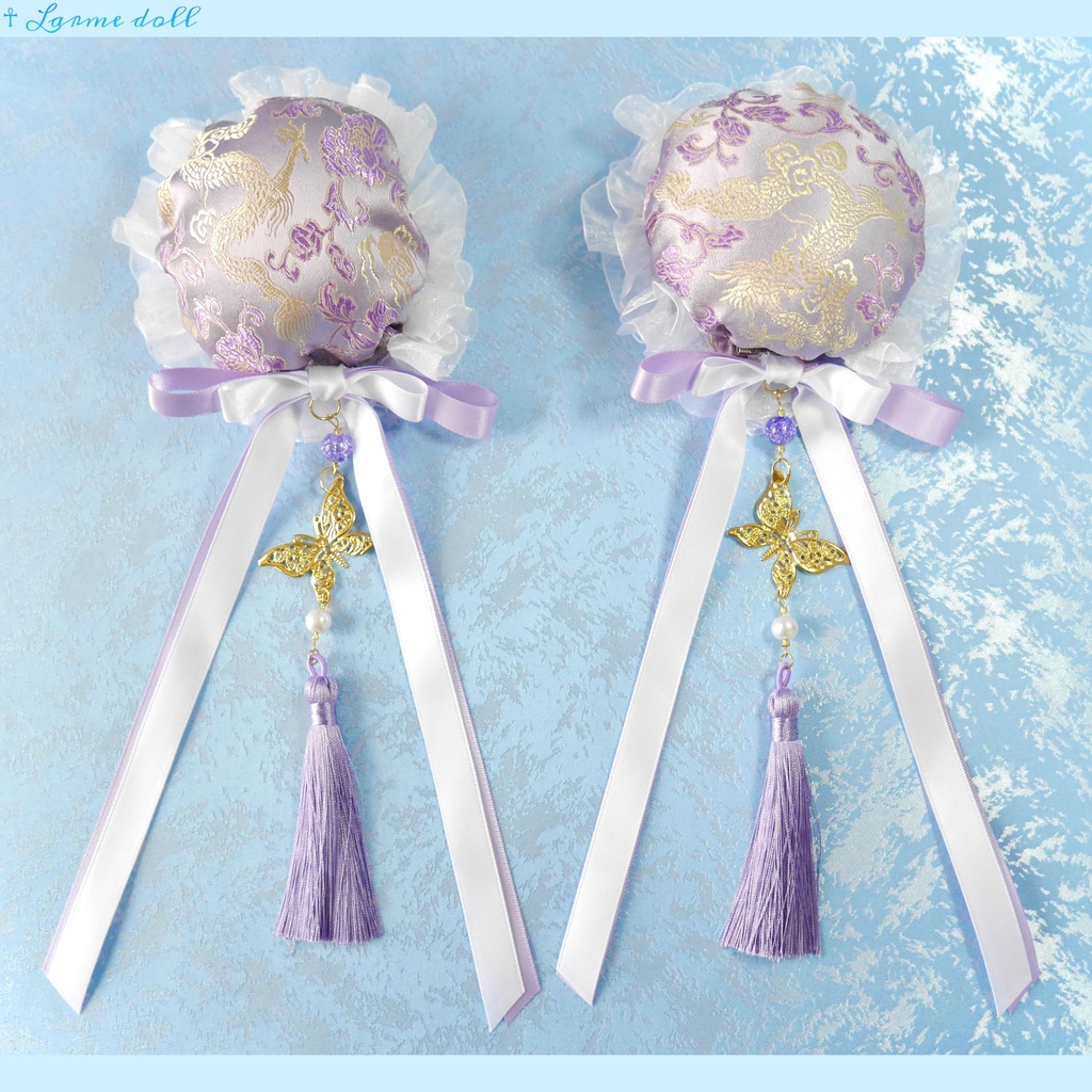 【受注生産】《☥》ダブルリボンタッセル付きお団子カバー カラー▷紫×白(接合パーツ、蝶チャームゴールドカラーver.)