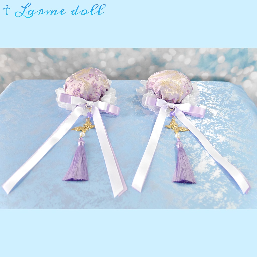 【受注生産】《☥》ダブルリボンタッセル付きお団子カバー カラー▷紫×白(接合パーツ、蝶チャームゴールドカラーver.)
