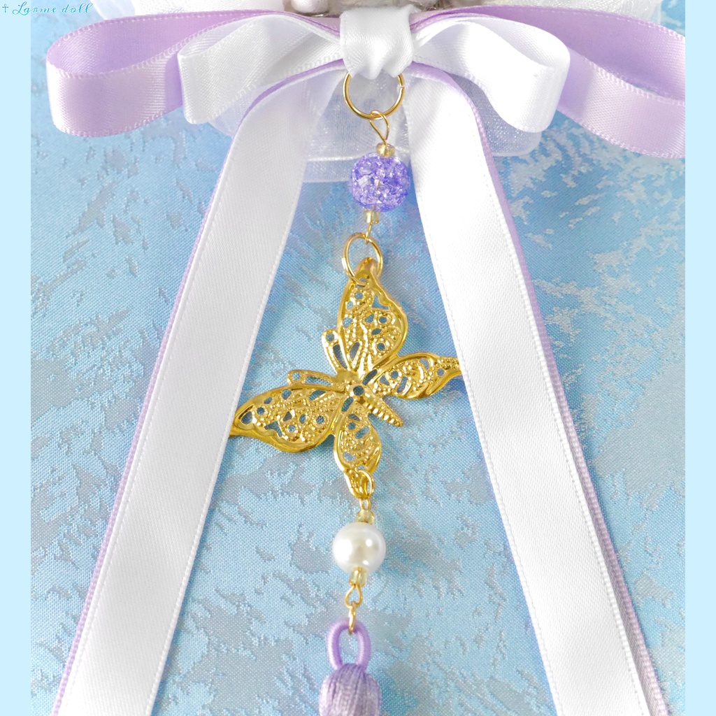 【受注生産】《☥》ダブルリボンタッセル付きお団子カバー カラー▷白×紫(接合パーツ、蝶チャームゴールドカラーver.)