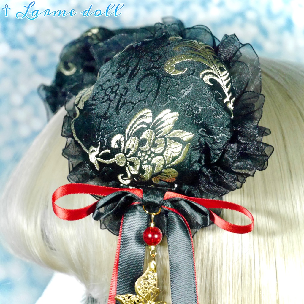 【受注生産】《☥》ダブルリボンタッセル付きお団子カバー カラー▷黒×ゴールド×赤(接合パーツ、蝶チャームゴールドカラーver.)