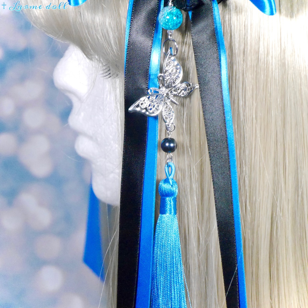 【受注生産】《☥》ダブルリボンタッセル付きお団子カバー カラー▷黒×青(接合パーツ、蝶チャームシルバーカラーver.)