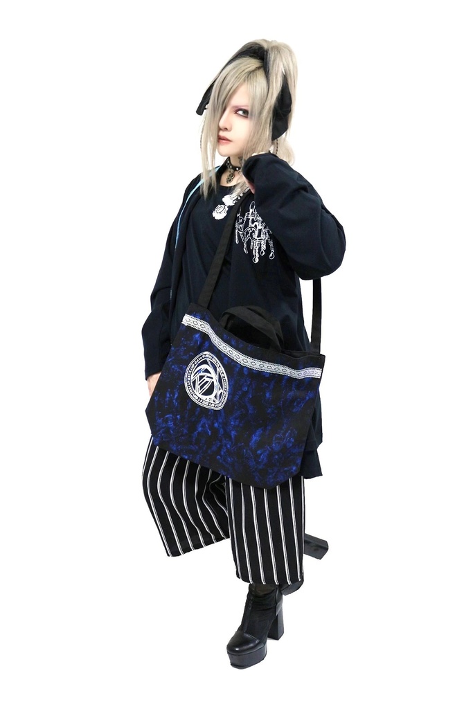 ルーントートバッグ〈青〉