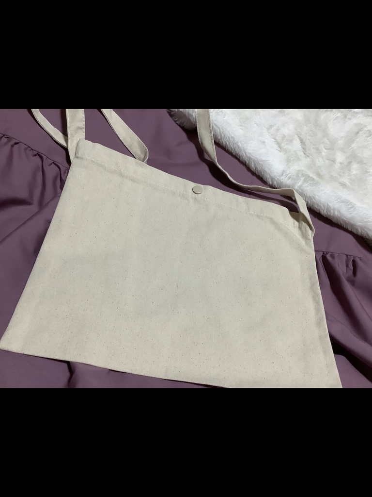 めっちゃおなかすいているじょうたいサコッシュ