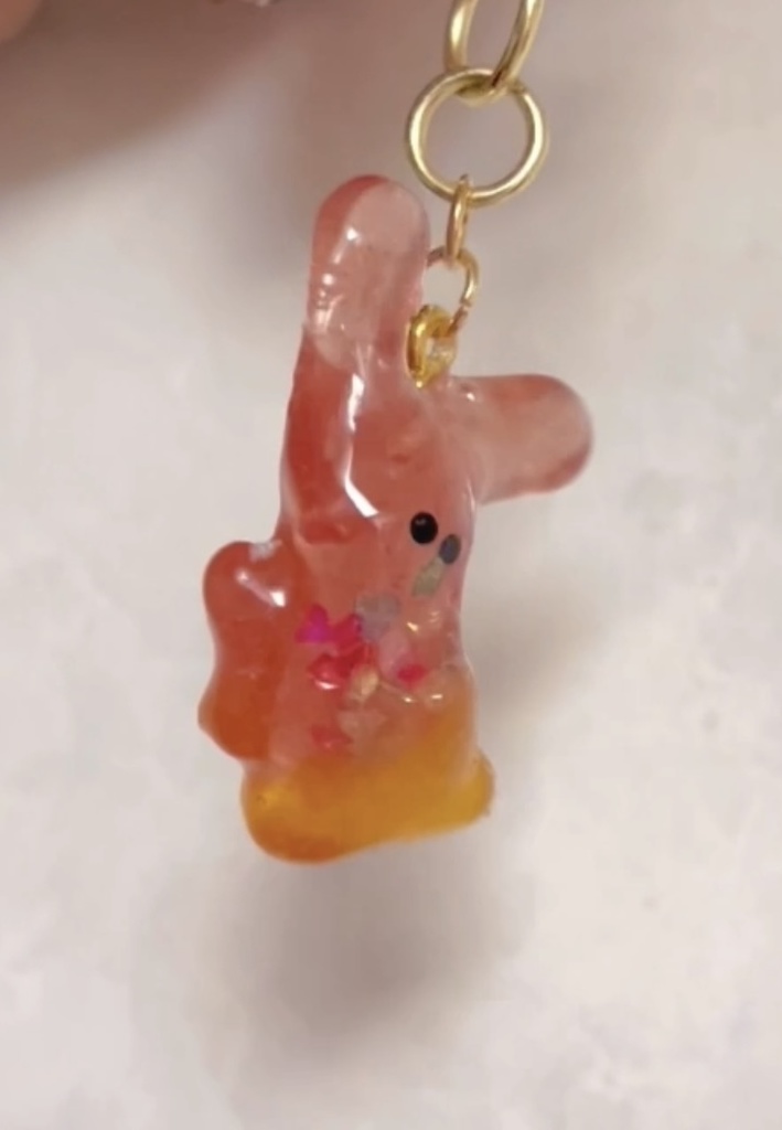 ウサギモドキのキーホルダー