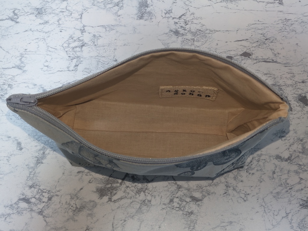 20cmファスナーポーチ クマ