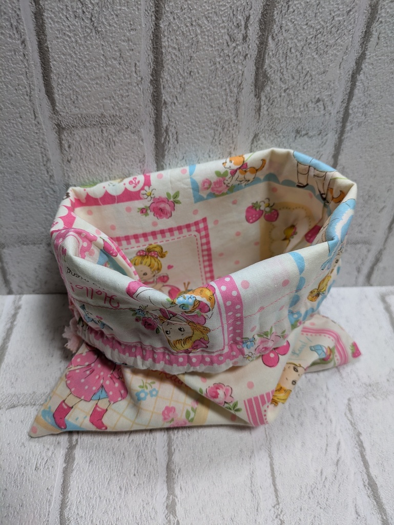 キュートガール柄 巾着袋