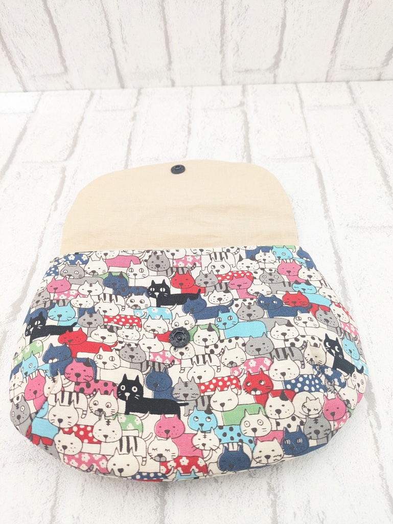 ぷっくりポーチ