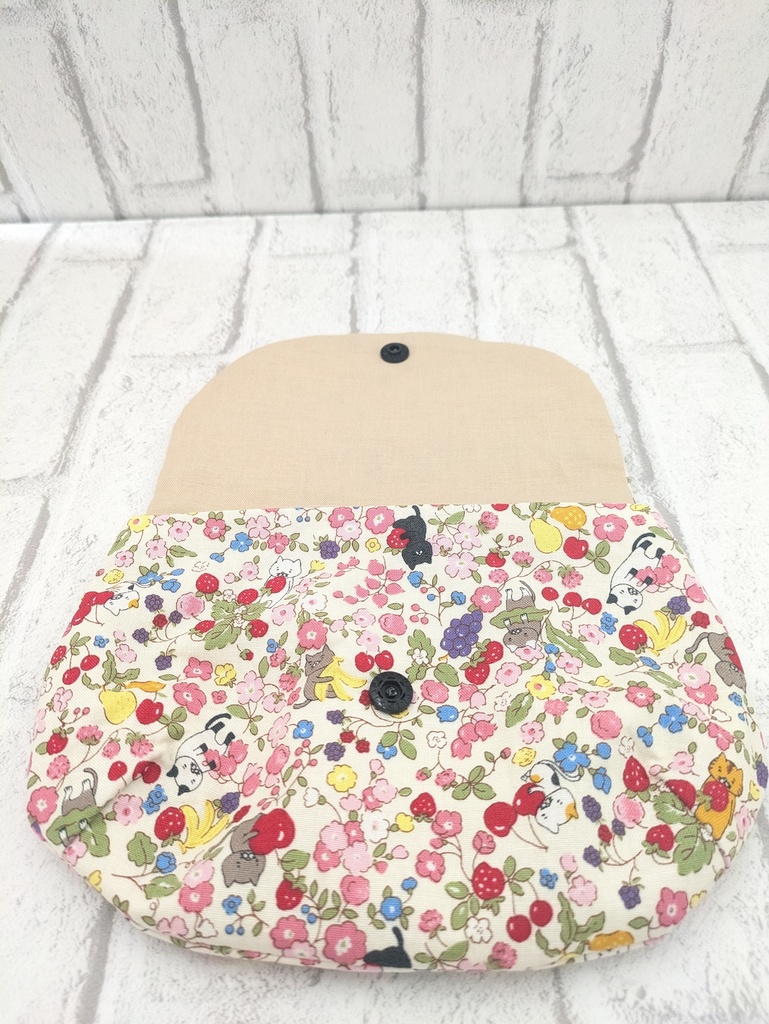 ぷっくりポーチ