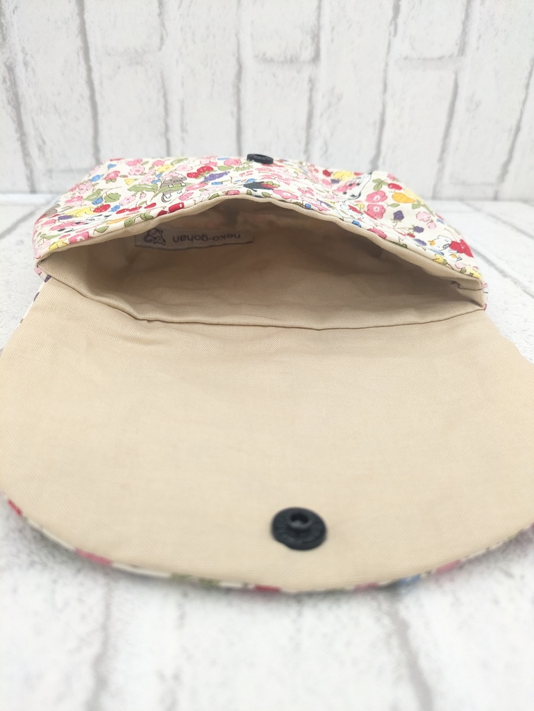 ぷっくりポーチ