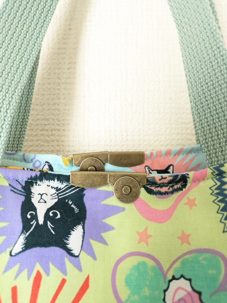 リバーシブルバッグ