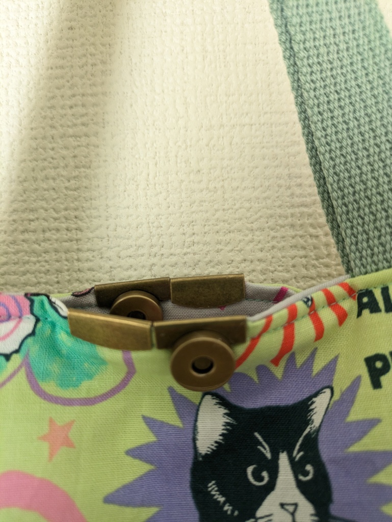 リバーシブルバッグ