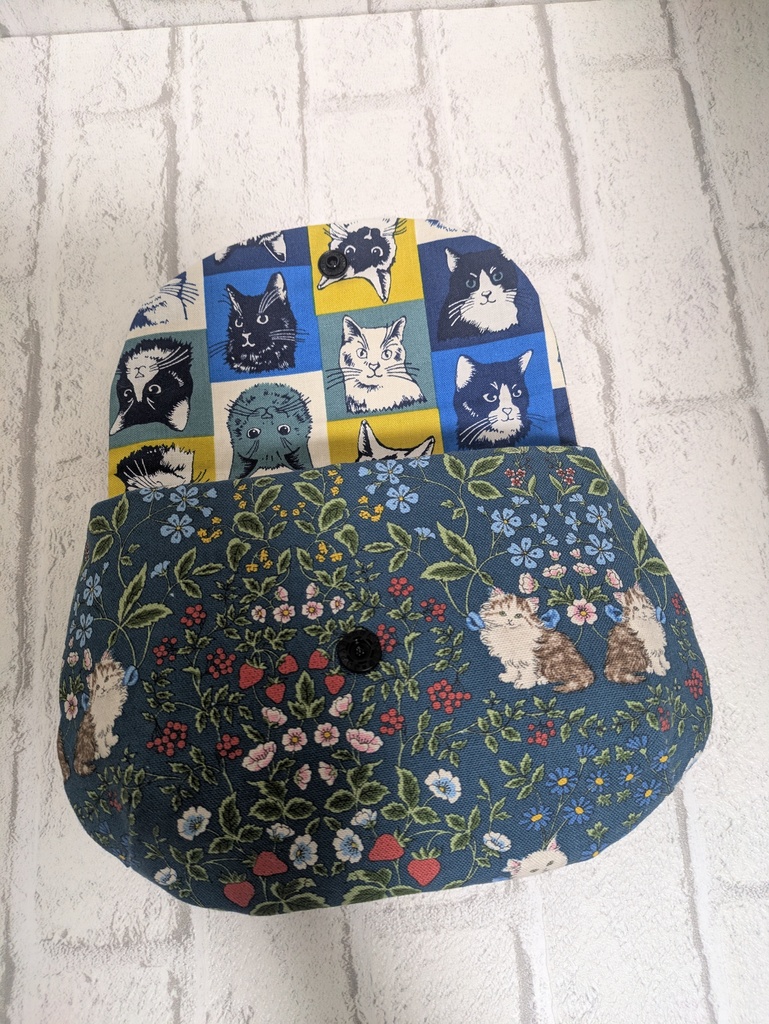 ぷっくりポーチ