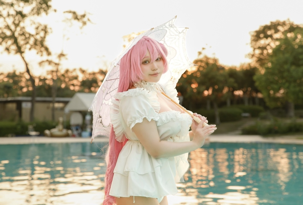 NIKKE写真集、アクスタ、ポストカードまとめ