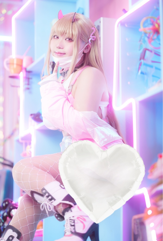 NIKKE写真集、アクスタ、ポストカードまとめ