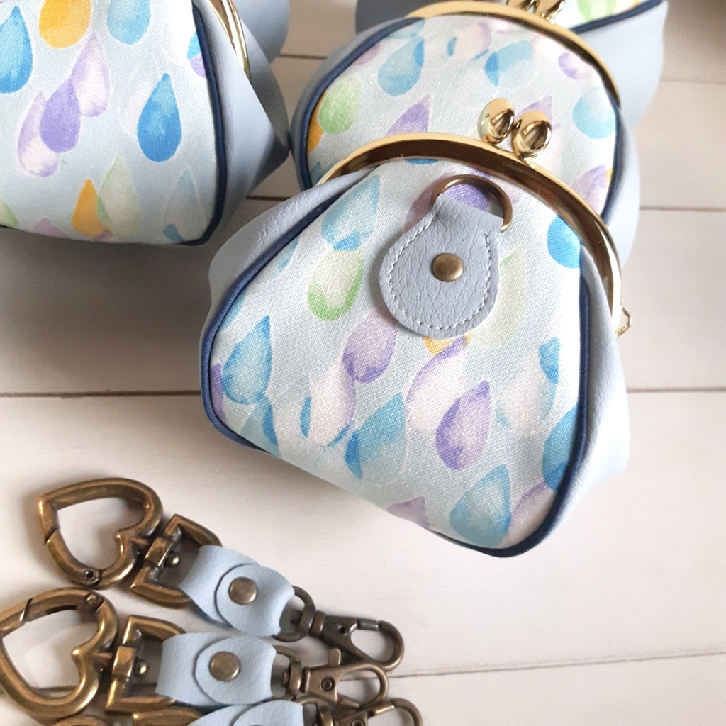 しずく柄のぷっくりがま口(小サイズ)1個