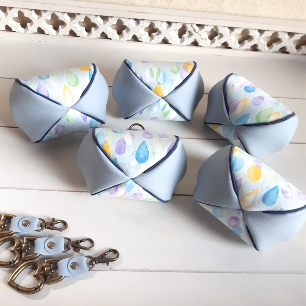 しずく柄のぷっくりがま口(小サイズ)1個