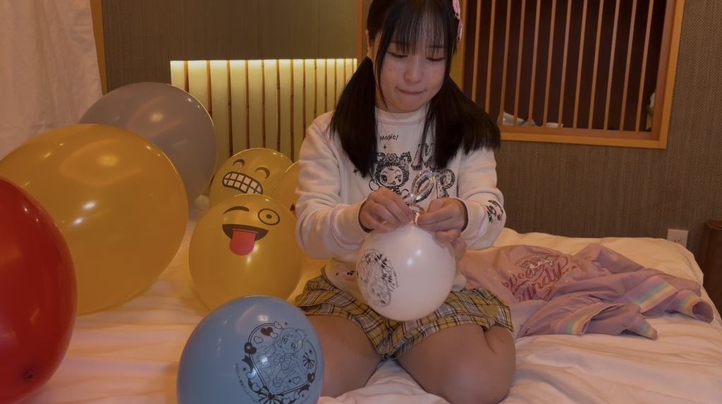 3月のゲスト【ごみやしこ さん】キャラ風船&風船割り