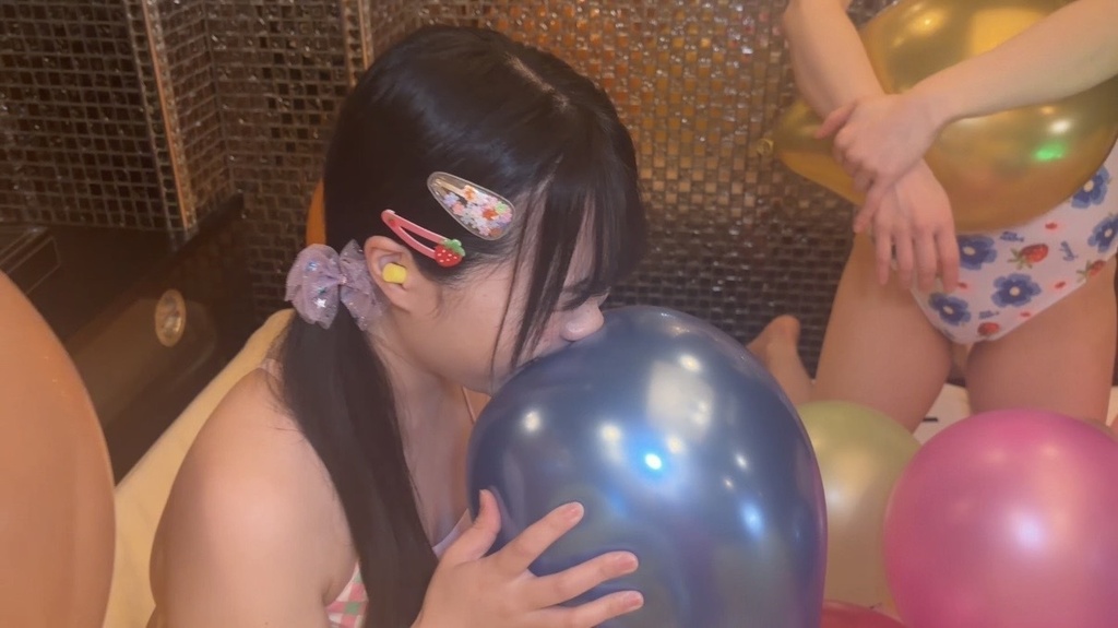 【夢姫しほさん】•【ごみやしこさん】大量風船手割り
