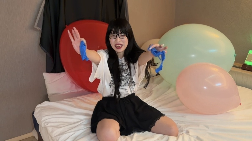 【ゆりざべすさん】風船ふくらまし割り