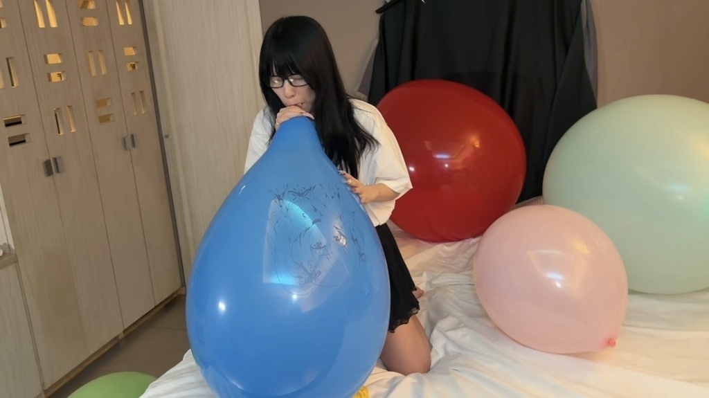 【ゆりざべすさん】風船ふくらまし割り