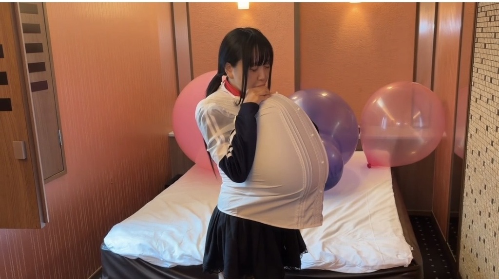 【望月みうなさん】衣服内ふくらまし割り