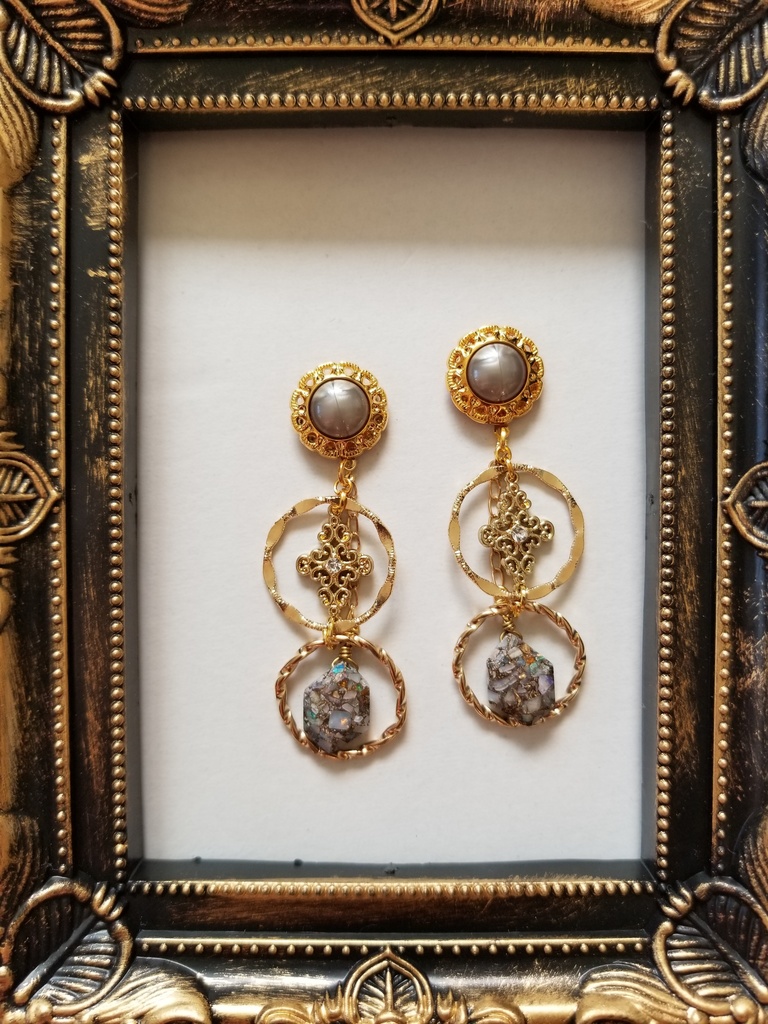 オパールコッパーの耳飾り