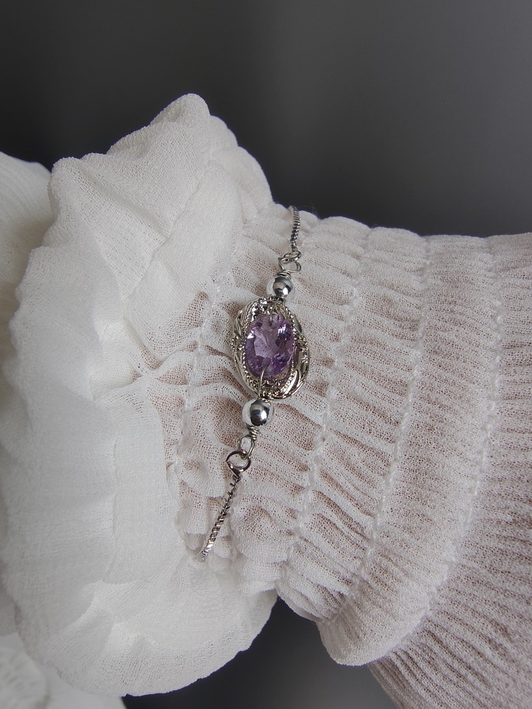 アメジストのブレスレット