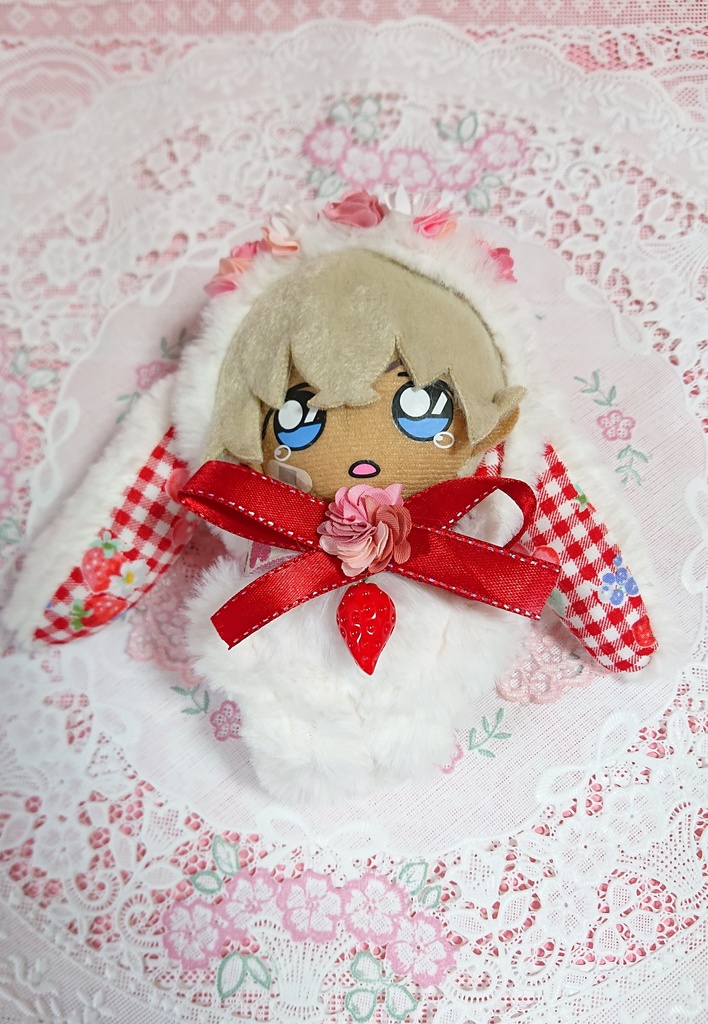 ぬいぐるみ用 花冠と苺のうさぎの花嫁着ぐるみ ぬい服 チェック/(赤)