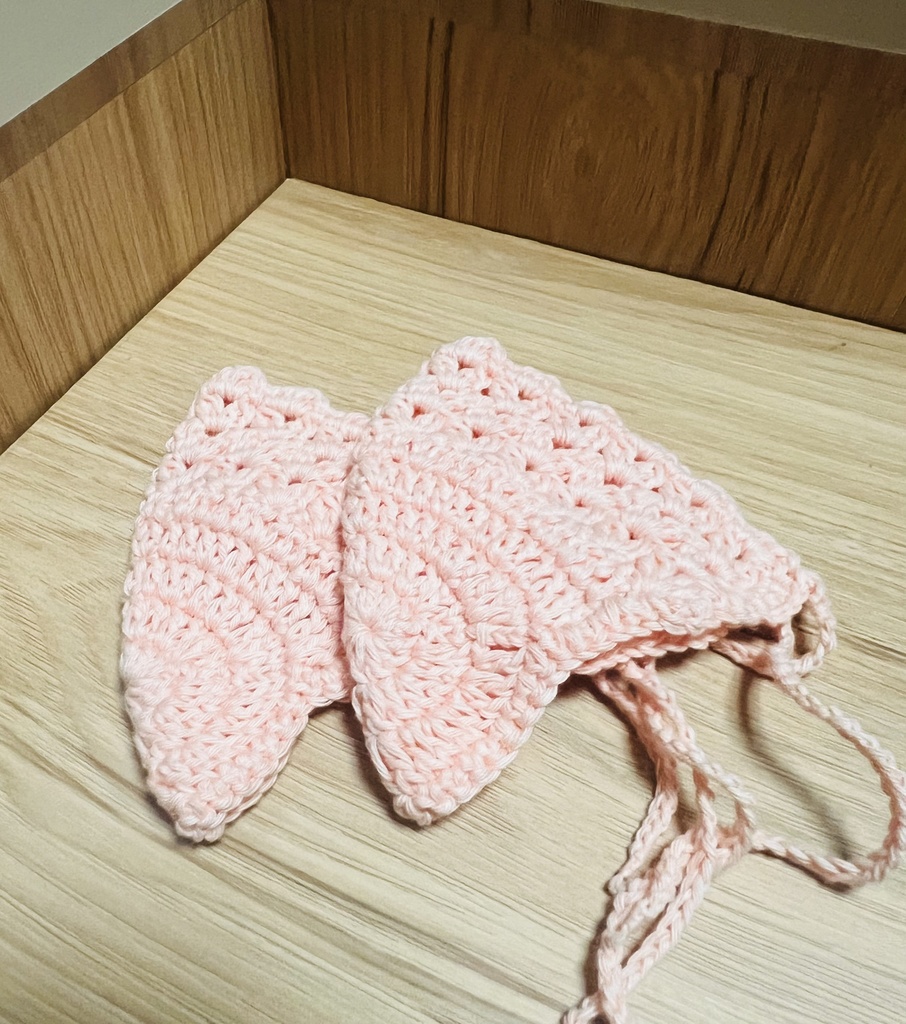 ボンネット(頭巾)