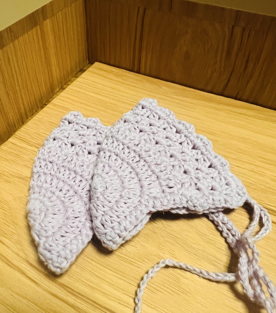 ボンネット(頭巾)