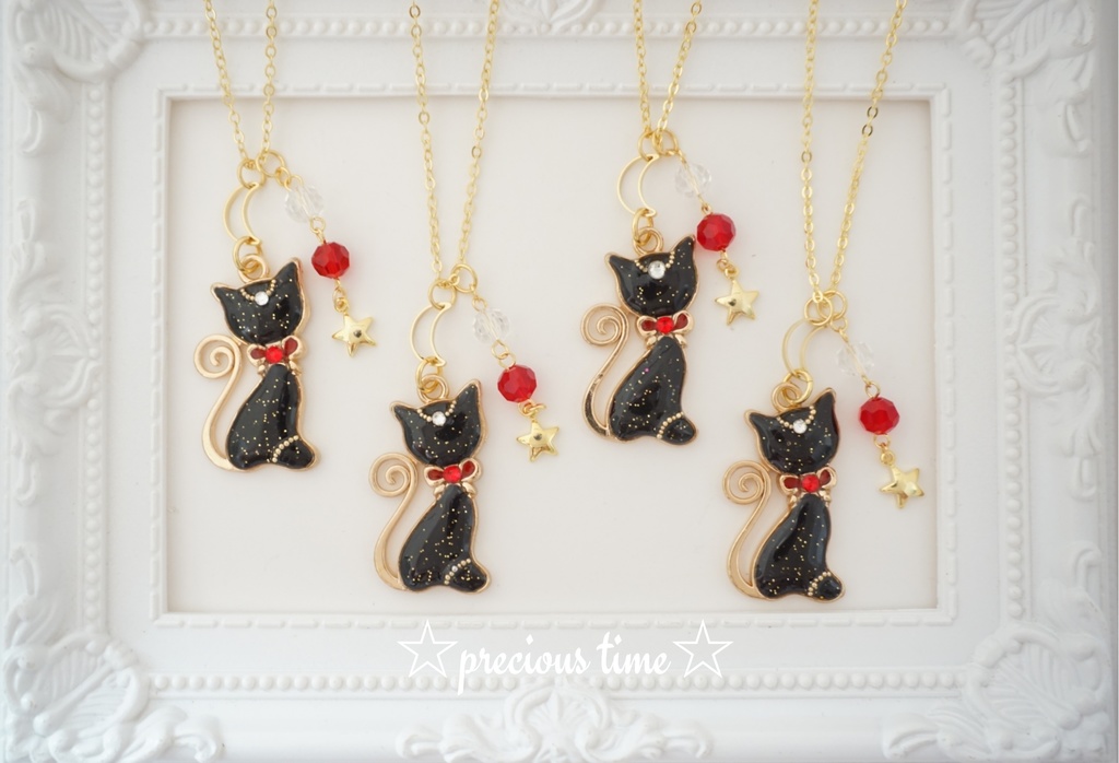 魔女の黒猫 〈ネックレス〉