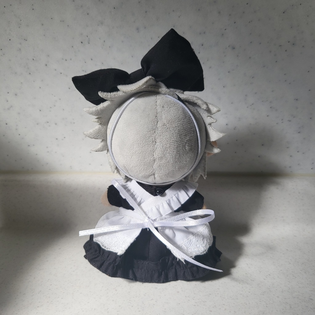 再頒布 予約 フリルエプロン付きメイド服