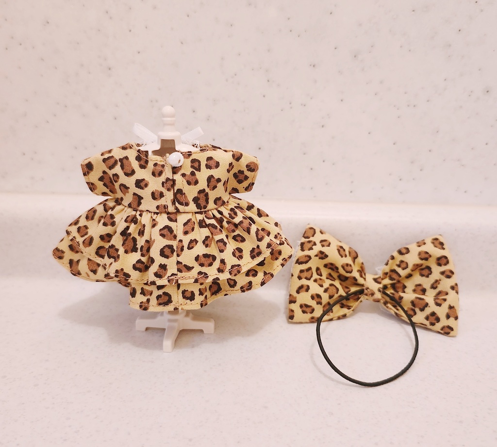 ダブルフリルヒョウ柄ワンピース