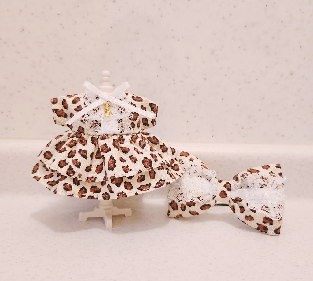 ダブルフリルヒョウ柄ワンピース