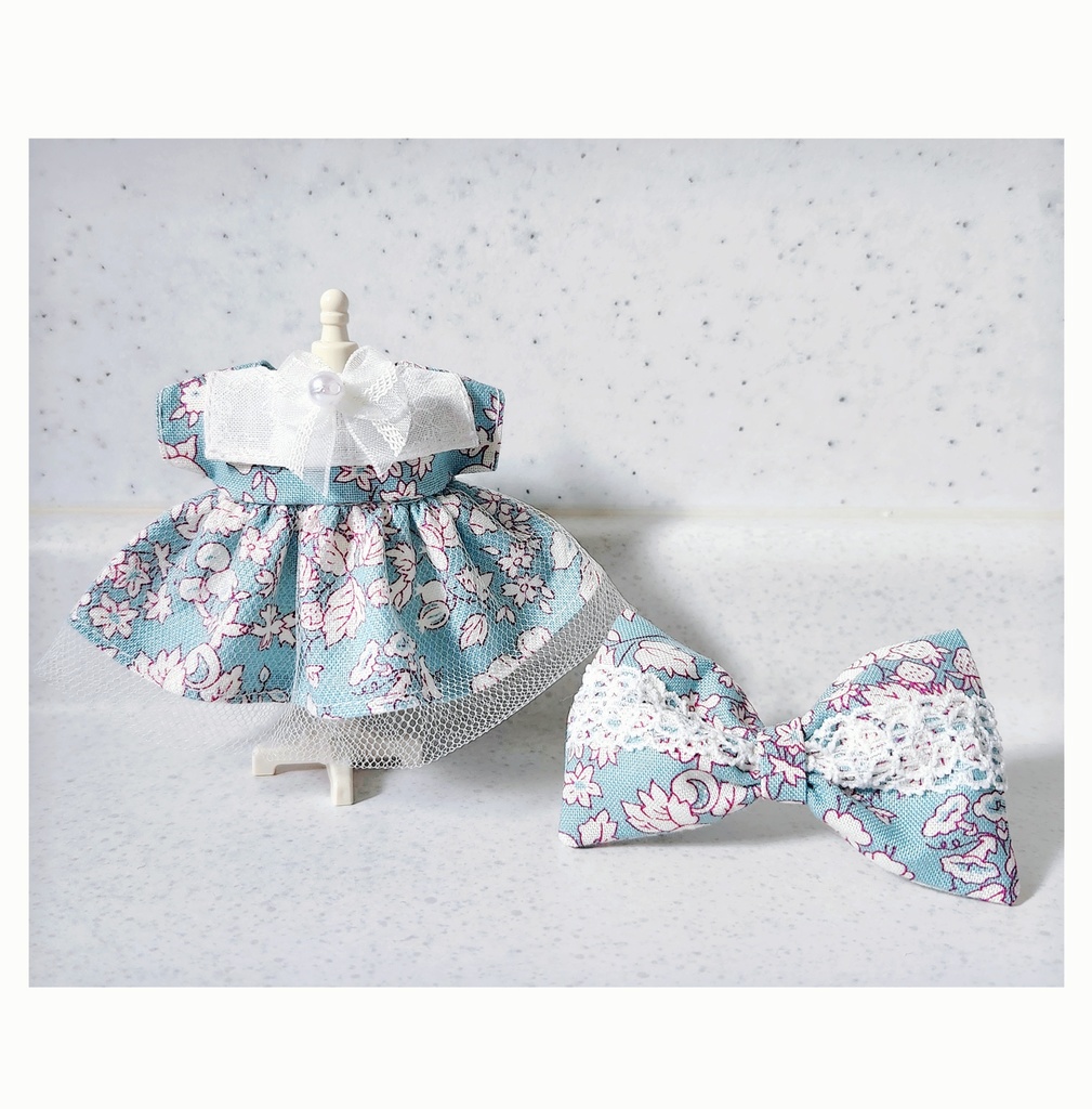 水色リボンワンピース