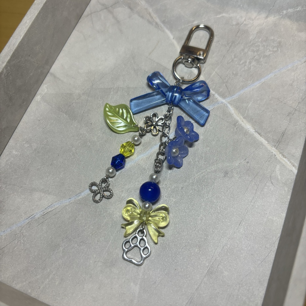 【非公式】🚓🐾 にじさんじ 栞葉るりさんモチーフ ビーズストラップ ビーズキーホルダー 概念チャーム