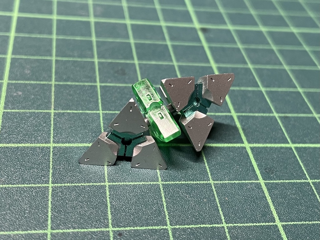 クリスタルボム