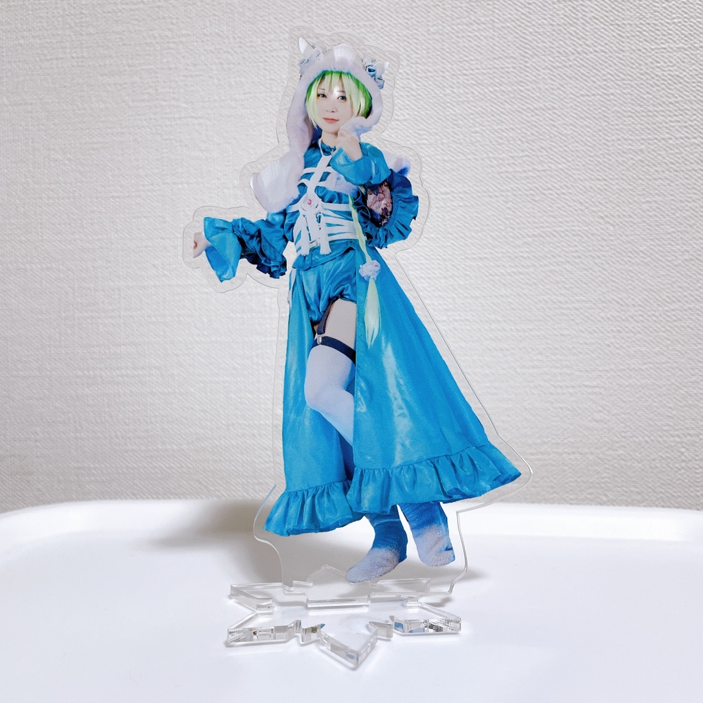 アクリルスタンド【白銀のワルキューレ＊レイナ】