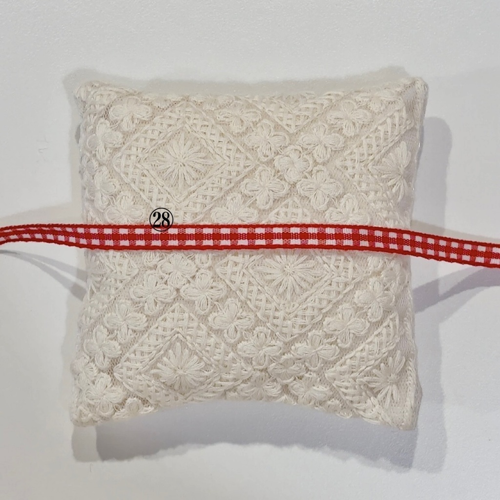 〘 セミオーダー〙glass dome bib