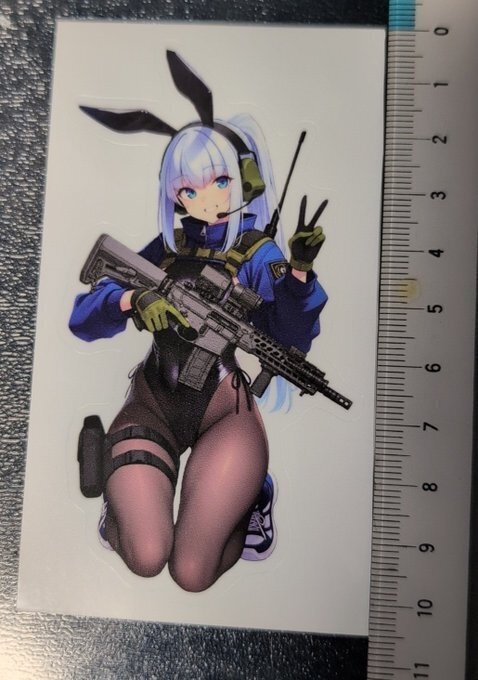 バニーガール×銃 耐水・強粘着ステッカー(ブルー)