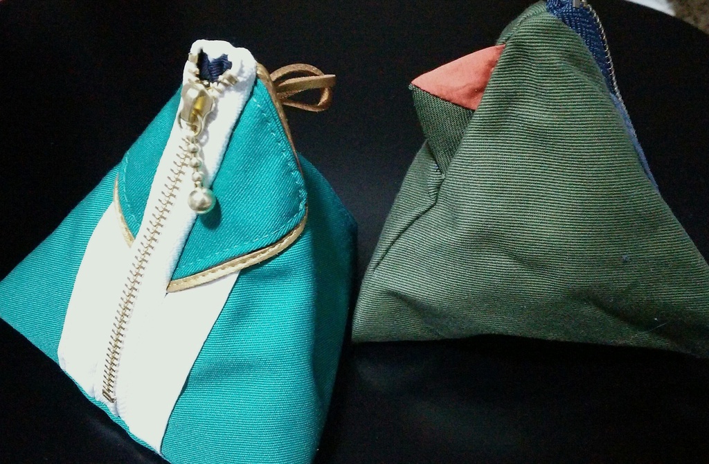 鉄血キャラクターイメージポーチ