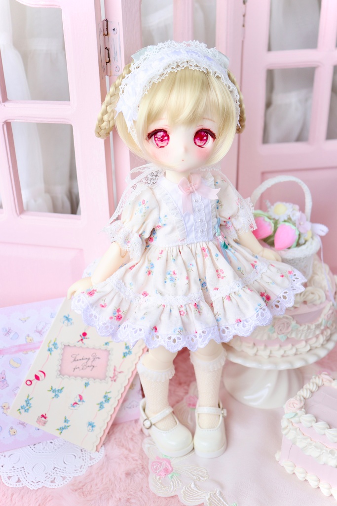 ちいさな花束ワンピ