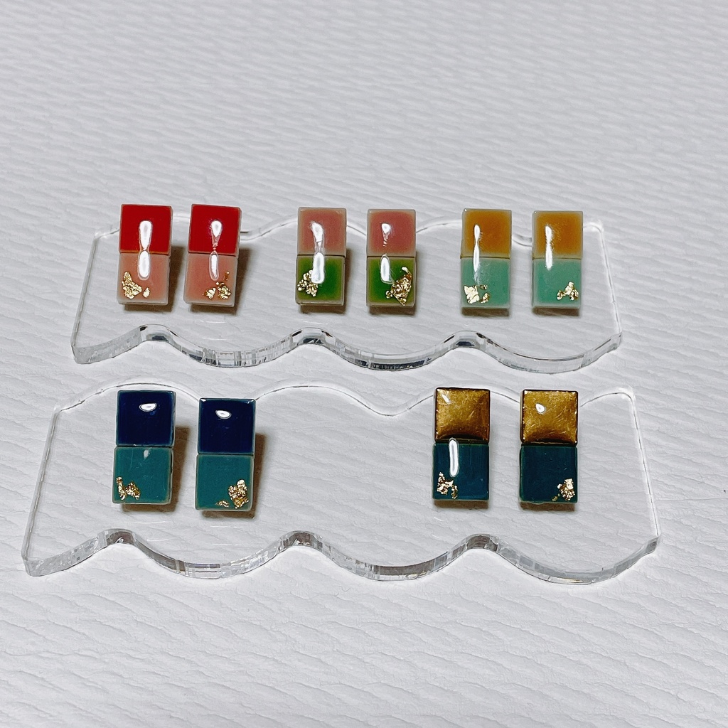 ミニタイルピアス