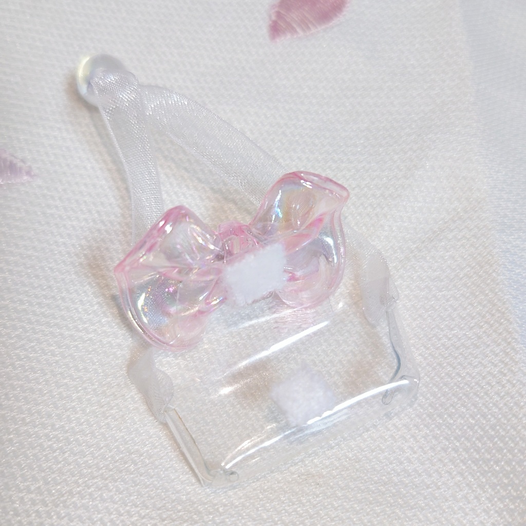 中身が入る透明ポシェット
