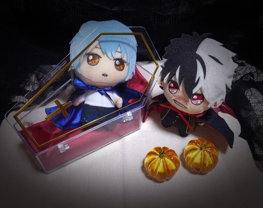 羽が曲がるヴァンパイアマント